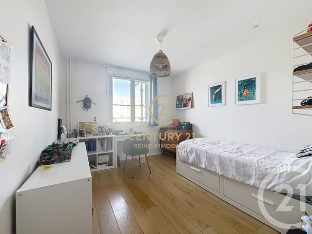 Appartement T5 à vendre - 5 pièces - 82.77 m2 - RENNES - 35 - BRETAGNE - Century 21 Reine Immobilier