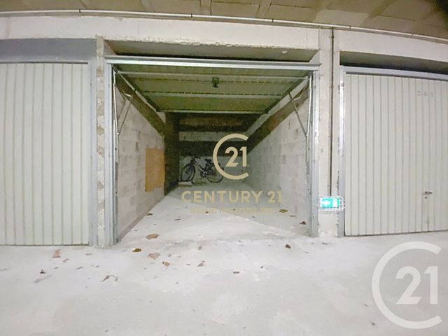 Appartement F3 à vendre - 3 pièces - 73.33 m2 - RENNES - 35 - BRETAGNE - Century 21 Reine Immobilier