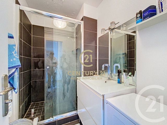 Appartement F2 à vendre - 2 pièces - 41.67 m2 - RENNES - 35 - BRETAGNE - Century 21 Reine Immobilier