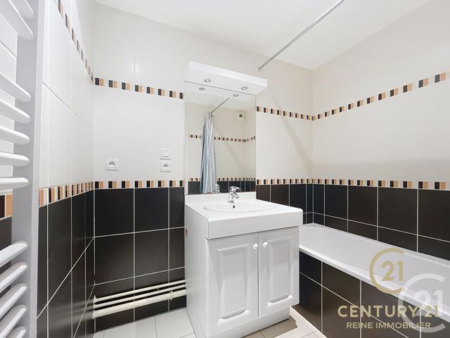 Appartement T2 à vendre - 2 pièces - 40.3 m2 - RENNES - 35 - BRETAGNE - Century 21 Reine Immobilier