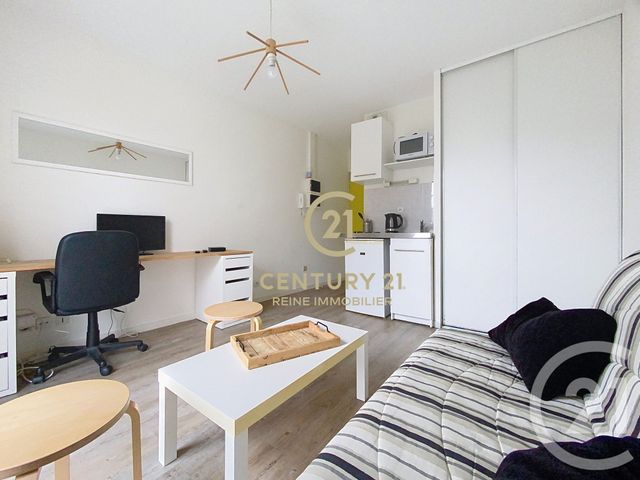 Appartement Studio à louer - 1 pièce - 16.98 m2 - RENNES - 35 - BRETAGNE - Century 21 Reine Immobilier