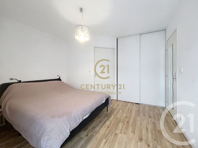 Appartement F2 à vendre - 2 pièces - 41.1 m2 - RENNES - 35 - BRETAGNE - Century 21 Reine Immobilier