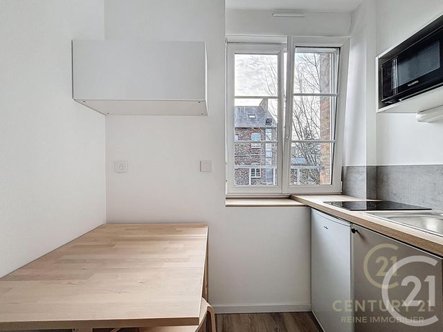 Appartement T1 à vendre - 1 pièce - 26.02 m2 - RENNES - 35 - BRETAGNE - Century 21 Reine Immobilier