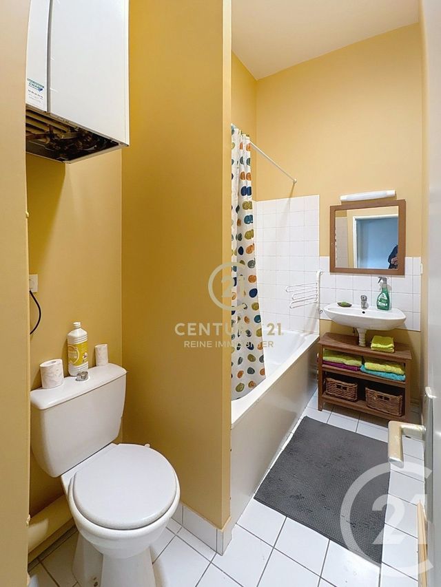 Appartement T3 à louer - 3 pièces - 57.34 m2 - RENNES - 35 - BRETAGNE - Century 21 Reine Immobilier