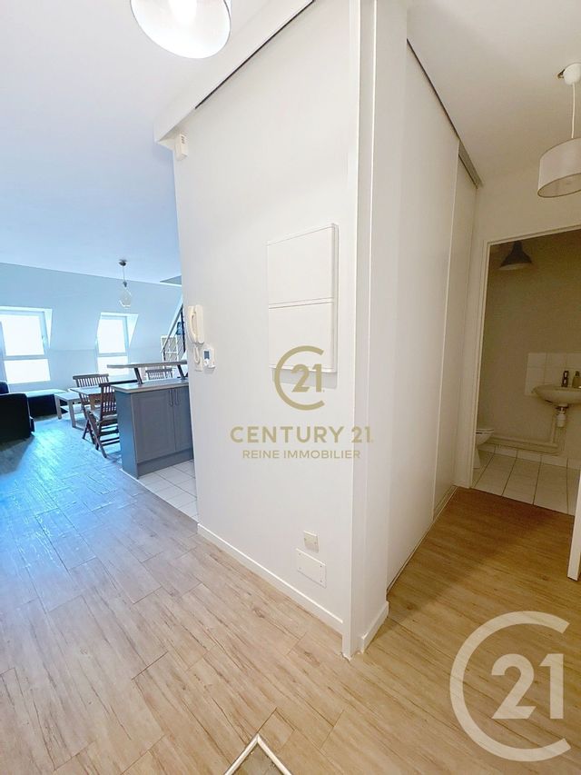 Appartement T3 à louer - 3 pièces - 57.34 m2 - RENNES - 35 - BRETAGNE - Century 21 Reine Immobilier