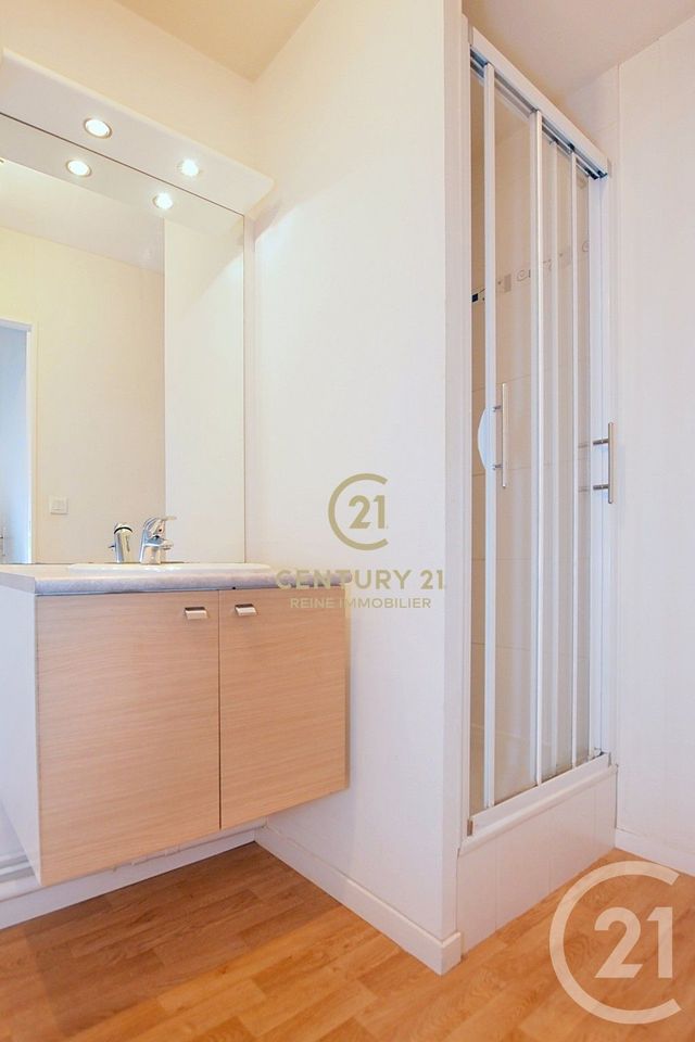 Appartement F2 à louer - 2 pièces - 39.36 m2 - RENNES - 35 - BRETAGNE - Century 21 Reine Immobilier