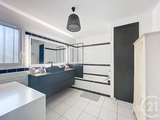 maison à vendre - 5 pièces - 104.5 m2 - RENNES - 35 - BRETAGNE - Century 21 Reine Immobilier