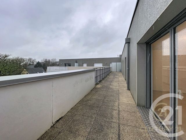 Appartement F4 à vendre - 4 pièces - 80.48 m2 - CHARTRES DE BRETAGNE - 35 - BRETAGNE - Century 21 Reine Immobilier
