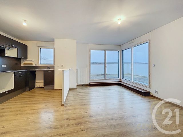 Appartement F4 à vendre - 4 pièces - 80.48 m2 - CHARTRES DE BRETAGNE - 35 - BRETAGNE - Century 21 Reine Immobilier