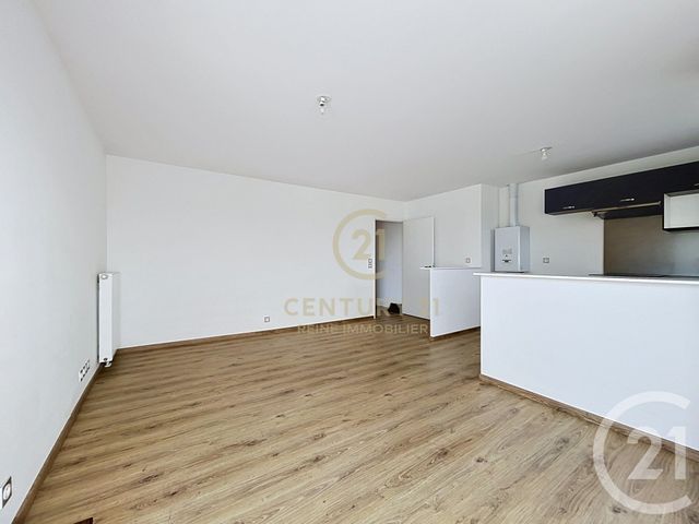 Appartement F4 à vendre - 4 pièces - 80.48 m2 - CHARTRES DE BRETAGNE - 35 - BRETAGNE - Century 21 Reine Immobilier