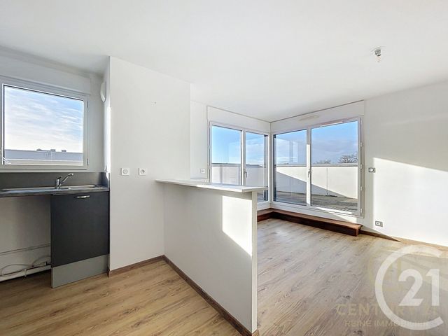 Appartement F4 à vendre - 4 pièces - 80.48 m2 - CHARTRES DE BRETAGNE - 35 - BRETAGNE - Century 21 Reine Immobilier