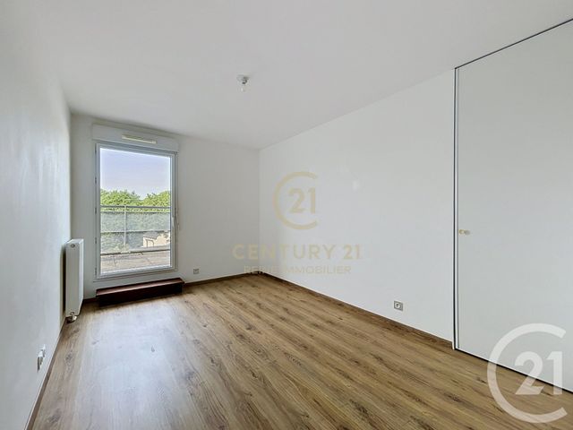 Appartement F4 à vendre - 4 pièces - 80.48 m2 - CHARTRES DE BRETAGNE - 35 - BRETAGNE - Century 21 Reine Immobilier