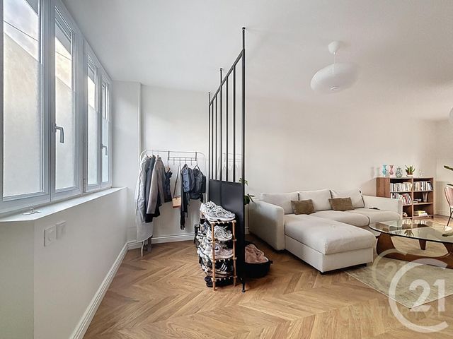 Appartement T2 à vendre - 2 pièces - 52.46 m2 - RENNES - 35 - BRETAGNE - Century 21 Reine Immobilier