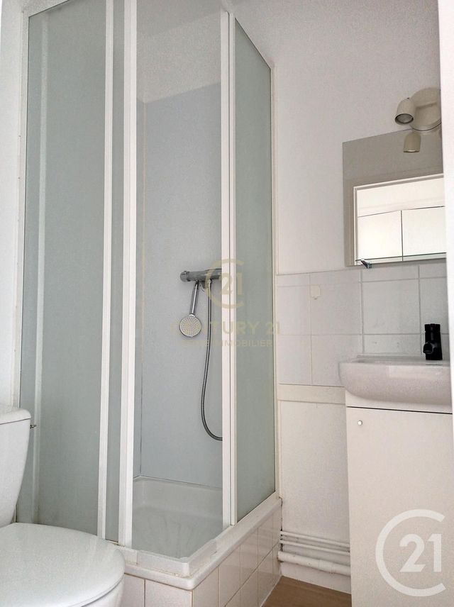 Appartement T1 à louer - 1 pièce - 18.94 m2 - RENNES - 35 - BRETAGNE - Century 21 Reine Immobilier