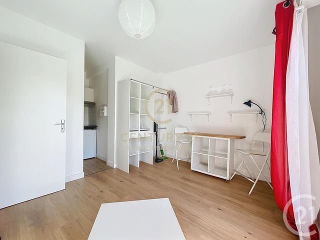 Appartement Studio à louer - 1 pièce - 18.6 m2 - RENNES - 35 - BRETAGNE - Century 21 Reine Immobilier