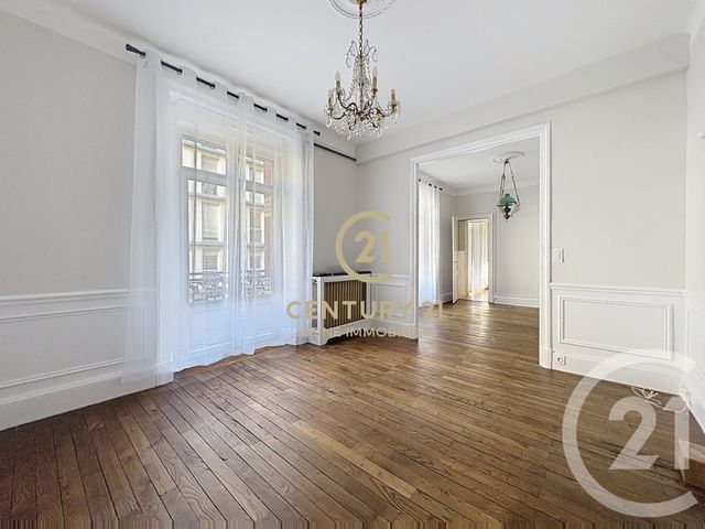 Appartement T3 à louer - 3 pièces - 82.32 m2 - RENNES - 35 - BRETAGNE - Century 21 Reine Immobilier