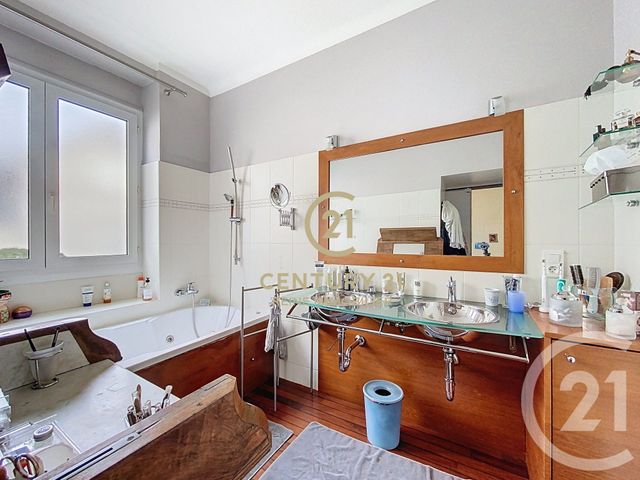 maison à vendre - 9 pièces - 179.0 m2 - RENNES - 35 - BRETAGNE - Century 21 Reine Immobilier