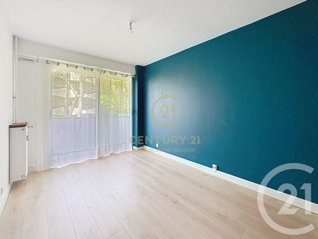 Appartement T3 à louer - 3 pièces - 64.49 m2 - RENNES - 35 - BRETAGNE - Century 21 Reine Immobilier