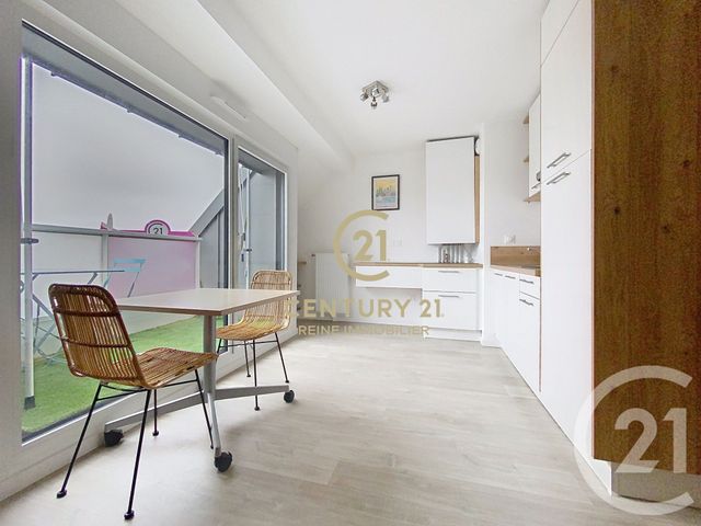 Appartement F2 bis à vendre - 2 pièces - 42.01 m2 - RENNES - 35 - BRETAGNE - Century 21 Reine Immobilier