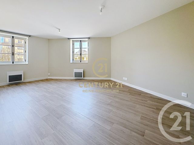 Appartement T1 à louer - 1 pièce - 34.28 m2 - RENNES - 35 - BRETAGNE - Century 21 Reine Immobilier