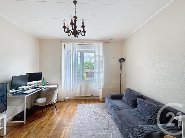 Appartement T2 à vendre - 2 pièces - 46.67 m2 - RENNES - 35 - BRETAGNE - Century 21 Reine Immobilier