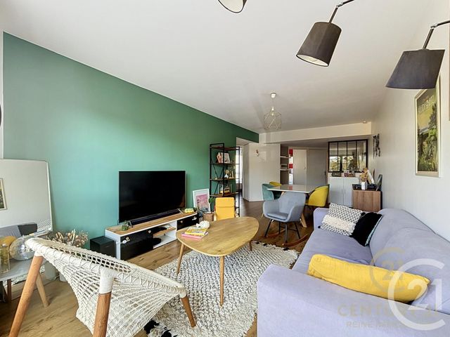 Appartement T3 à vendre - 3 pièces - 67.07 m2 - RENNES - 35 - BRETAGNE - Century 21 Reine Immobilier