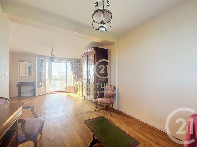 Appartement T4 à vendre - 4 pièces - 63.18 m2 - RENNES - 35 - BRETAGNE - Century 21 Reine Immobilier