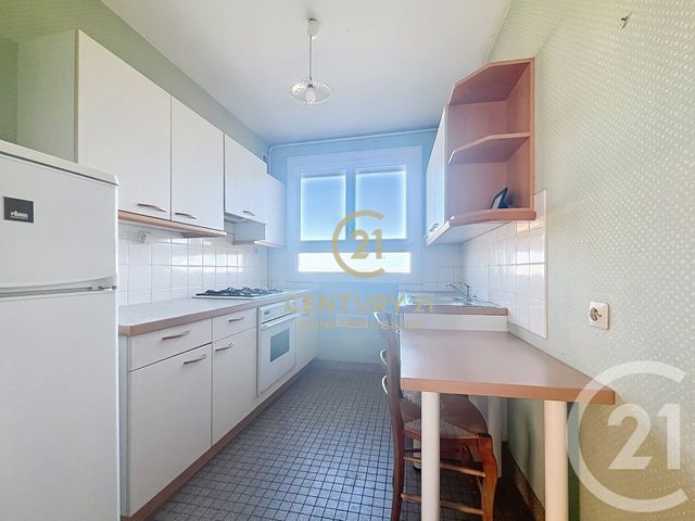 Appartement T4 à vendre - 4 pièces - 63.18 m2 - RENNES - 35 - BRETAGNE - Century 21 Reine Immobilier