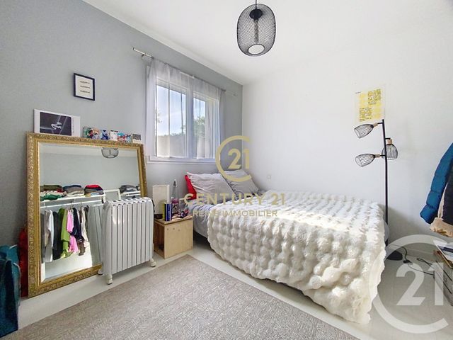 maison à vendre - 7 pièces - 191.0 m2 - CHAVAGNE - 35 - BRETAGNE - Century 21 Reine Immobilier