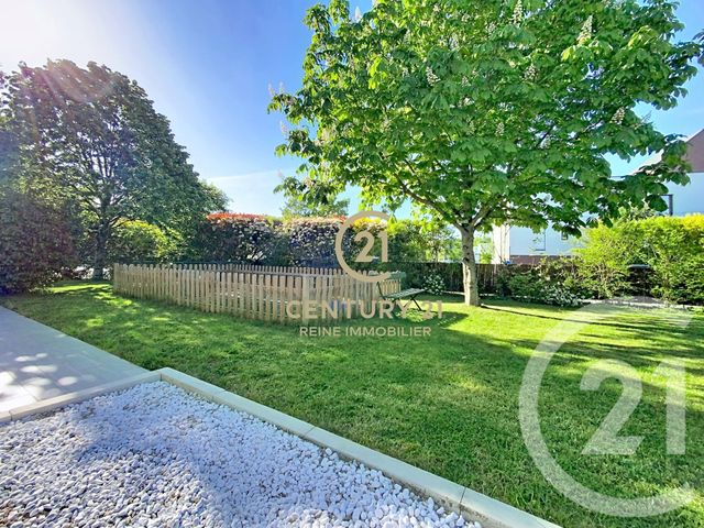 maison à vendre - 7 pièces - 191.0 m2 - CHAVAGNE - 35 - BRETAGNE - Century 21 Reine Immobilier