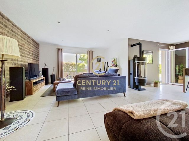 maison à vendre - 7 pièces - 191.0 m2 - CHAVAGNE - 35 - BRETAGNE - Century 21 Reine Immobilier