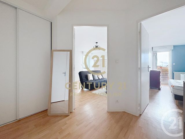 Appartement F2 à louer - 2 pièces - 52.61 m2 - RENNES - 35 - BRETAGNE - Century 21 Reine Immobilier