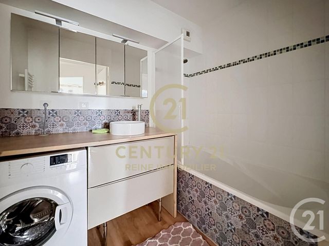 Appartement F2 à louer - 2 pièces - 52.61 m2 - RENNES - 35 - BRETAGNE - Century 21 Reine Immobilier