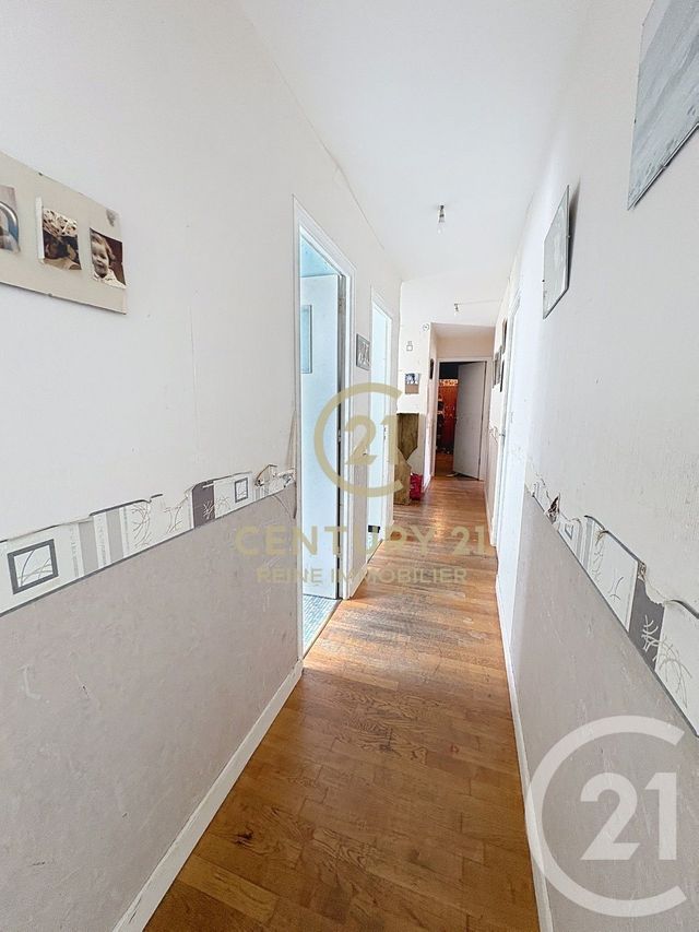 maison à vendre - 10 pièces - 170.7 m2 - PACE - 35 - BRETAGNE - Century 21 Reine Immobilier
