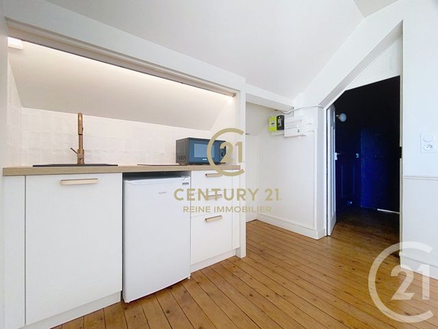 Appartement F1 à vendre - 1 pièce - 14.17 m2 - RENNES - 35 - BRETAGNE - Century 21 Reine Immobilier