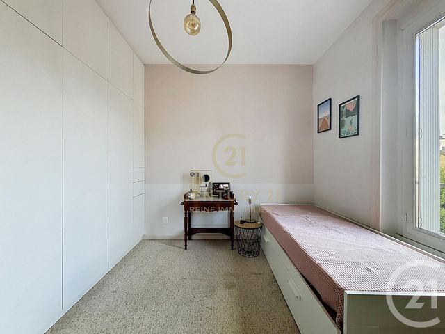 Appartement T4 à vendre - 4 pièces - 72.72 m2 - RENNES - 35 - BRETAGNE - Century 21 Reine Immobilier