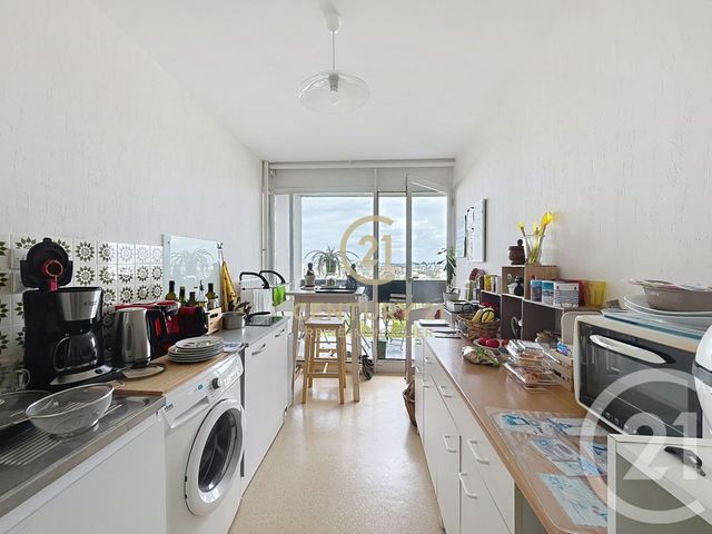 Appartement T2 à vendre - 2 pièces - 47.06 m2 - RENNES - 35 - BRETAGNE - Century 21 Reine Immobilier