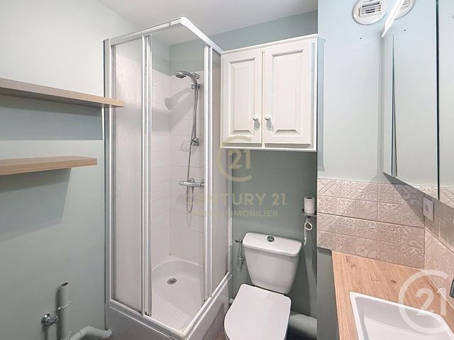 Appartement F2 à louer - 2 pièces - 34.92 m2 - RENNES - 35 - BRETAGNE - Century 21 Reine Immobilier