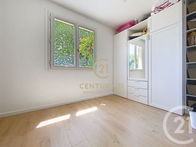 maison à vendre - 6 pièces - 110.0 m2 - CHAVAGNE - 35 - BRETAGNE - Century 21 Reine Immobilier