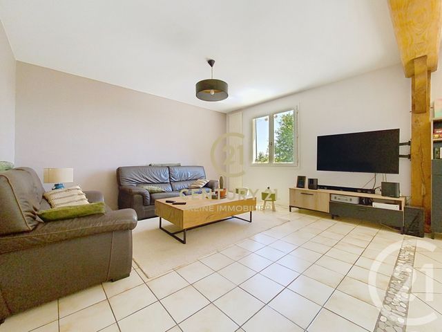 maison à vendre - 6 pièces - 110.0 m2 - CHAVAGNE - 35 - BRETAGNE - Century 21 Reine Immobilier