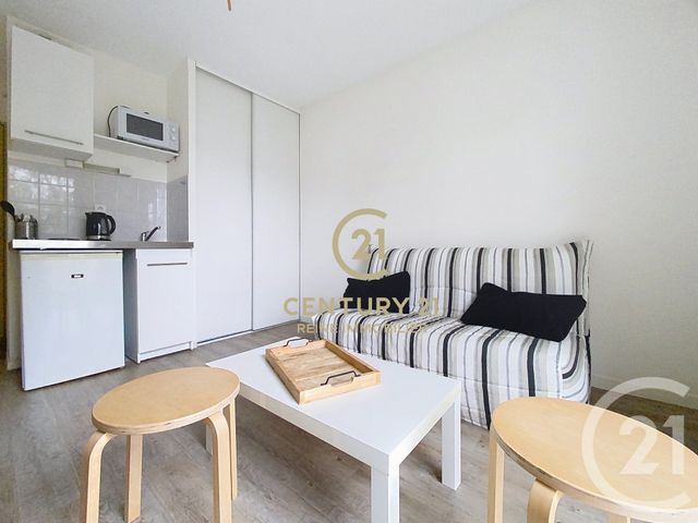 Appartement Studio à louer - 1 pièce - 16.98 m2 - RENNES - 35 - BRETAGNE - Century 21 Reine Immobilier