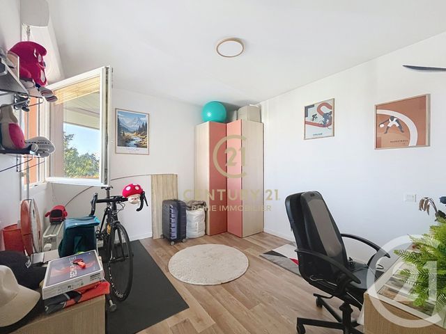 Appartement T3 à vendre - 3 pièces - 62.58 m2 - RENNES - 35 - BRETAGNE - Century 21 Reine Immobilier