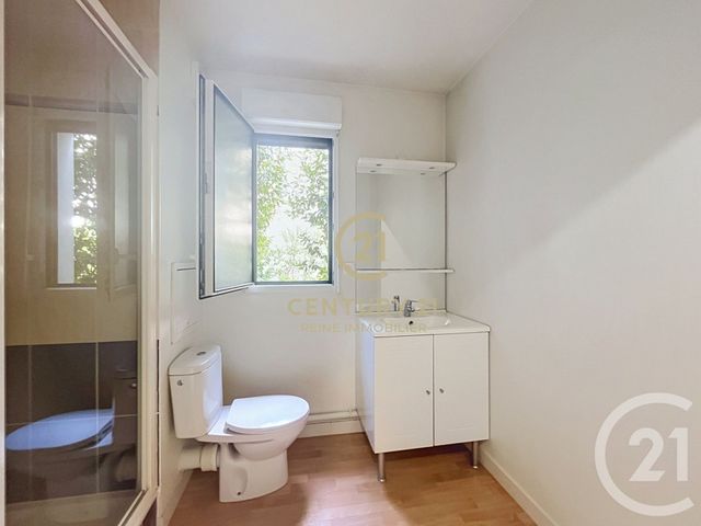 Appartement T1 à vendre - 1 pièce - 21.67 m2 - RENNES - 35 - BRETAGNE - Century 21 Reine Immobilier