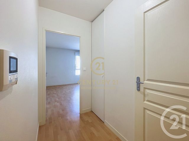 Appartement T1 à vendre - 1 pièce - 21.67 m2 - RENNES - 35 - BRETAGNE - Century 21 Reine Immobilier