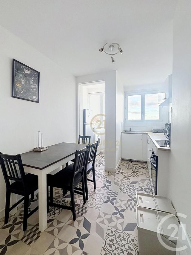 Appartement F4 à louer - 4 pièces - 70.0 m2 - RENNES - 35 - BRETAGNE - Century 21 Reine Immobilier