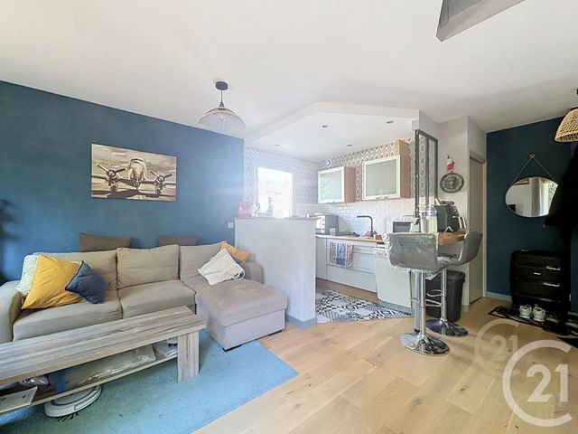 Appartement T2 à vendre - 2 pièces - 42.0 m2 - RENNES - 35 - BRETAGNE - Century 21 Reine Immobilier