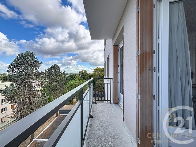 Appartement T4 à vendre - 4 pièces - 77.37 m2 - RENNES - 35 - BRETAGNE - Century 21 Reine Immobilier