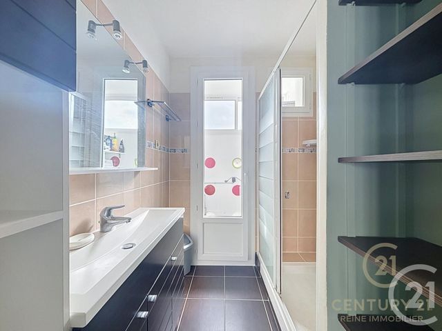 Appartement T3 à vendre - 3 pièces - 68.1 m2 - RENNES - 35 - BRETAGNE - Century 21 Reine Immobilier