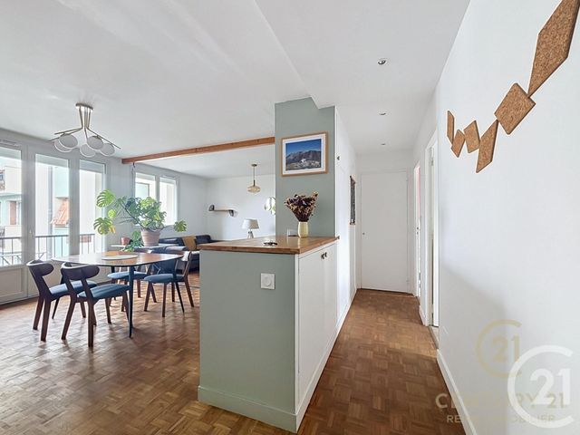 Appartement T3 à vendre - 3 pièces - 68.1 m2 - RENNES - 35 - BRETAGNE - Century 21 Reine Immobilier