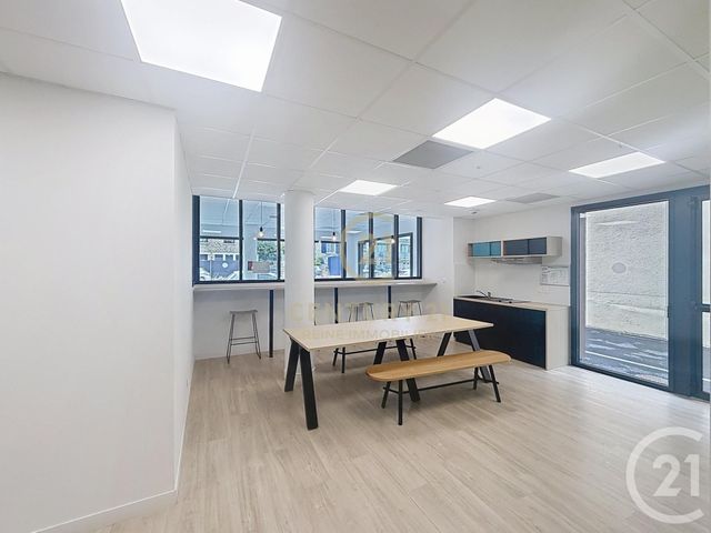 Appartement T2 à louer - 2 pièces - 40.85 m2 - RENNES - 35 - BRETAGNE - Century 21 Reine Immobilier